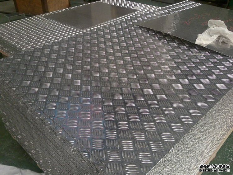 five bars aluminum tread plate 